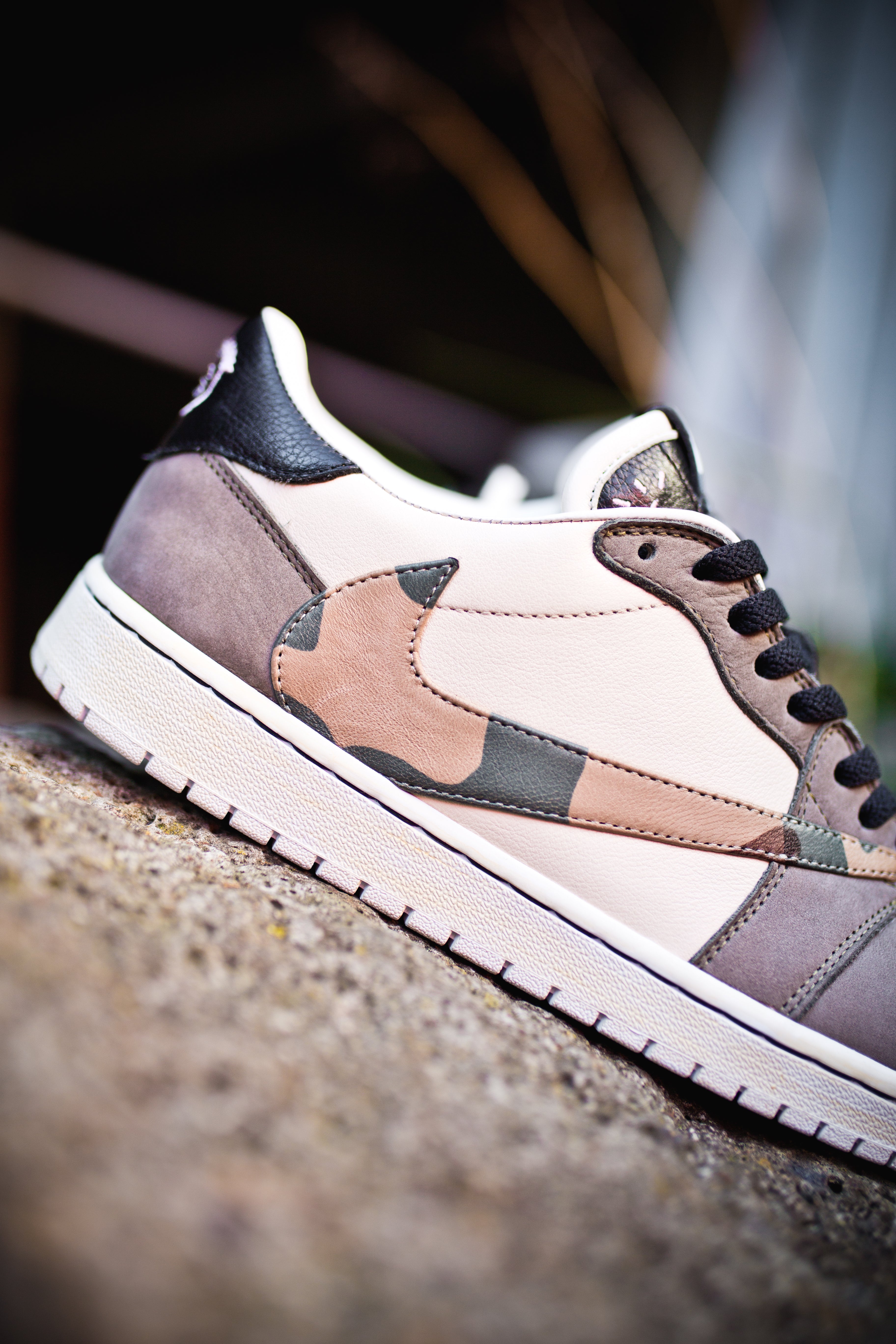 AJ1 Low TS Camo