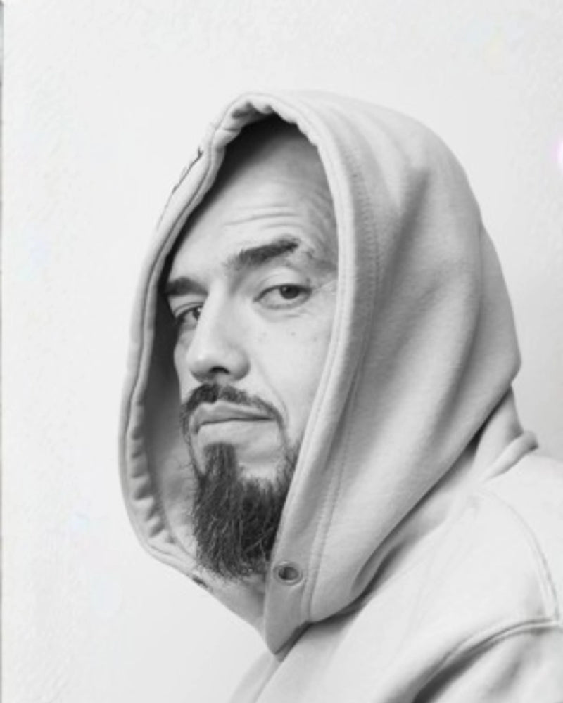 - Jayden M., Custom Artist (UK)