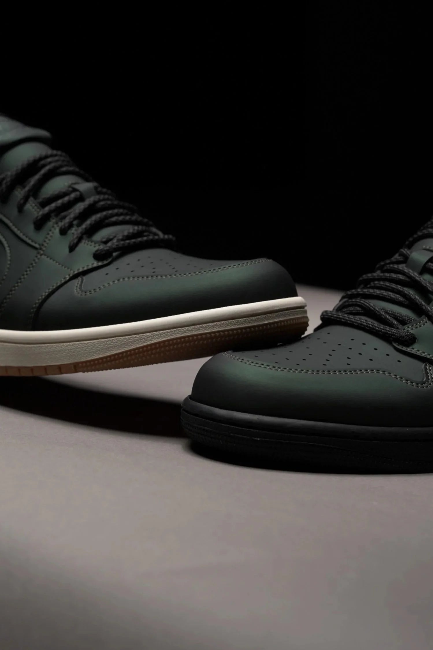 AJ1 low 'Green Shift'