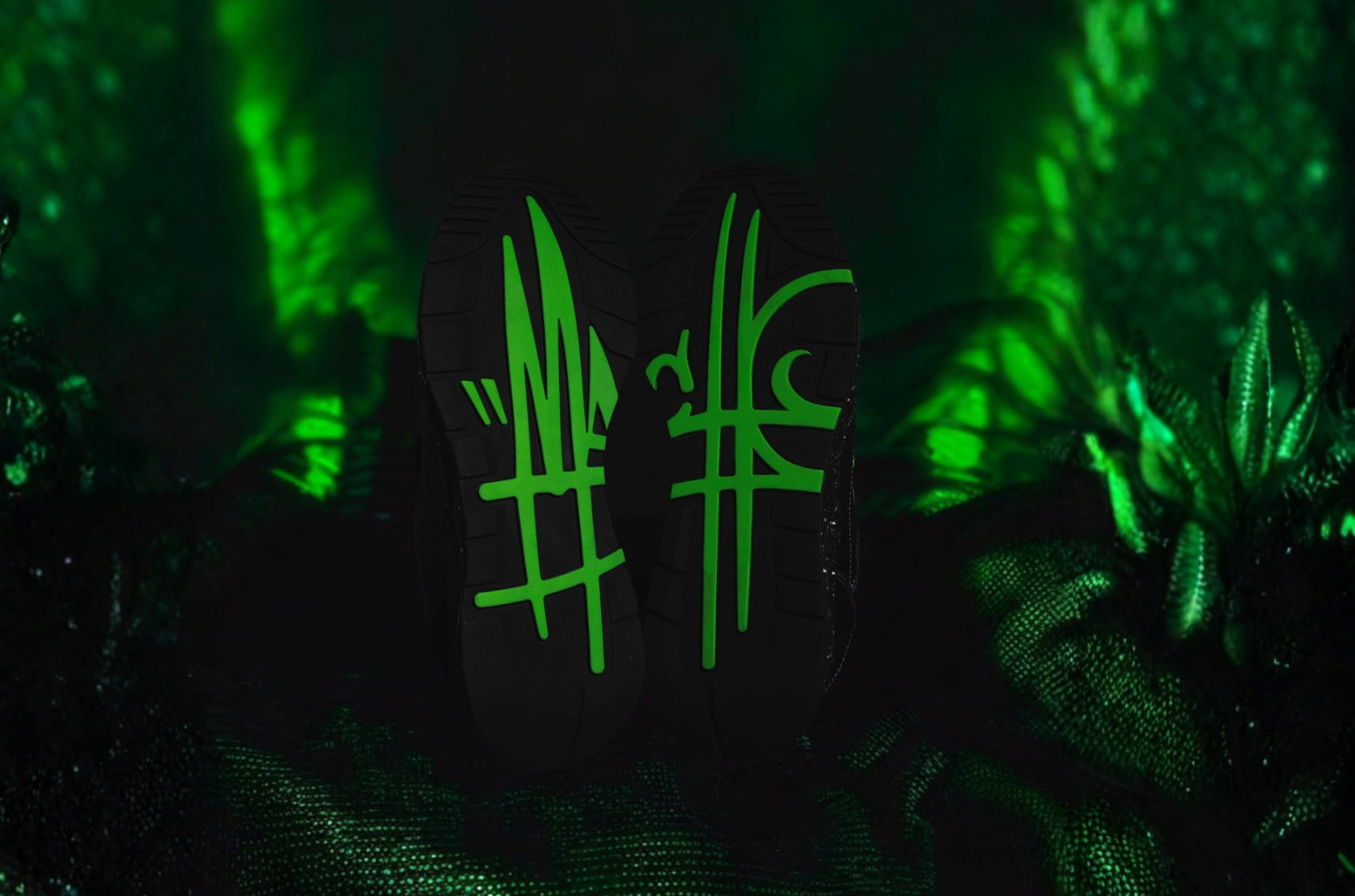 "Super Viper" Mache-Up RUNNER