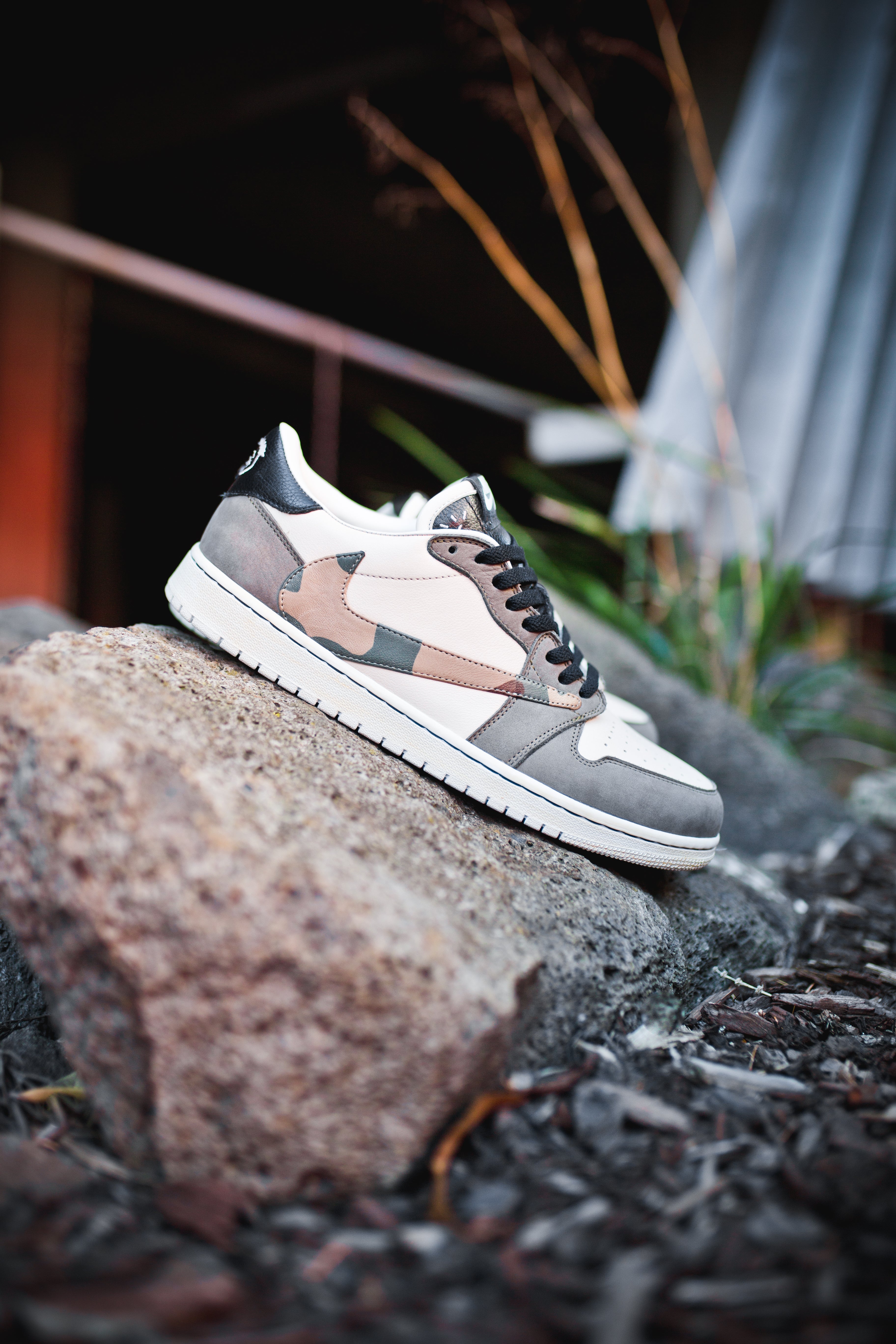 AJ1 Low TS Camo
