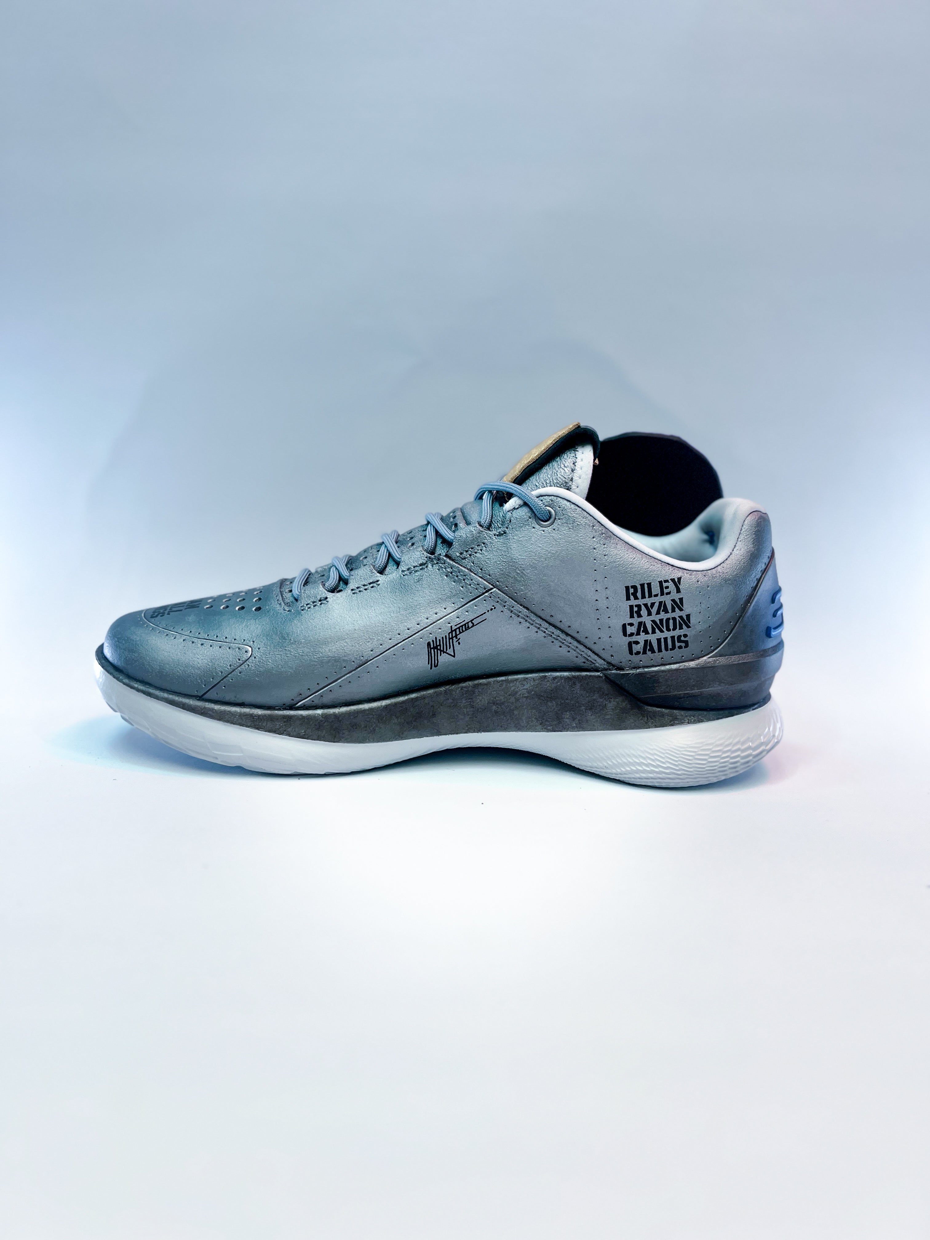 Don Stephen’s WAR BIRD