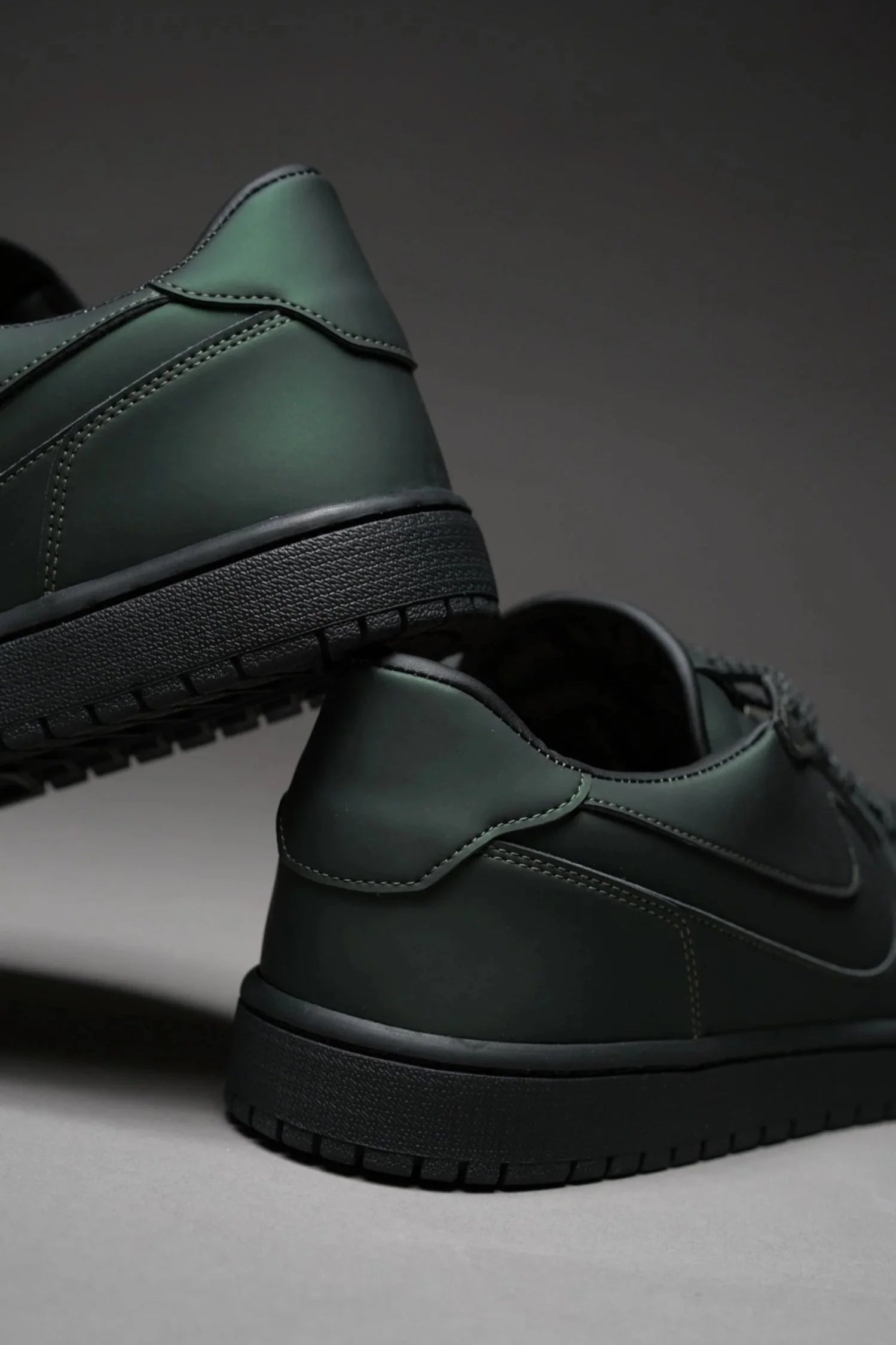 AJ1 low 'Green Shift'